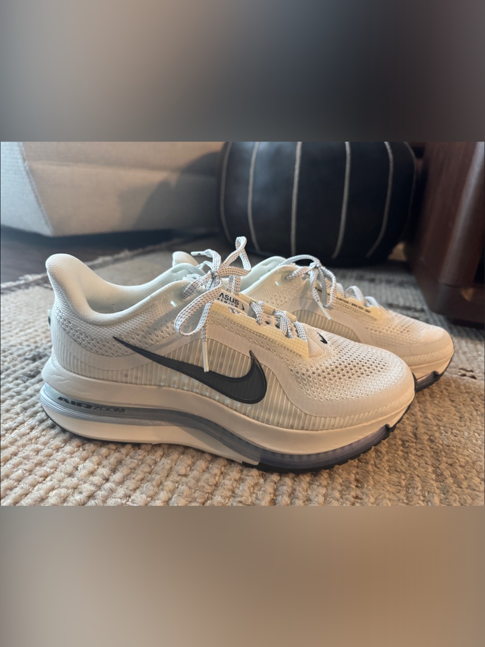 Nike Pegasus Premium Sneakers